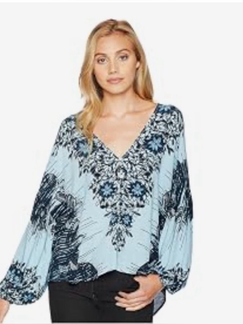 Free People Women’s Top/Blouse Blue Floral Size Medium